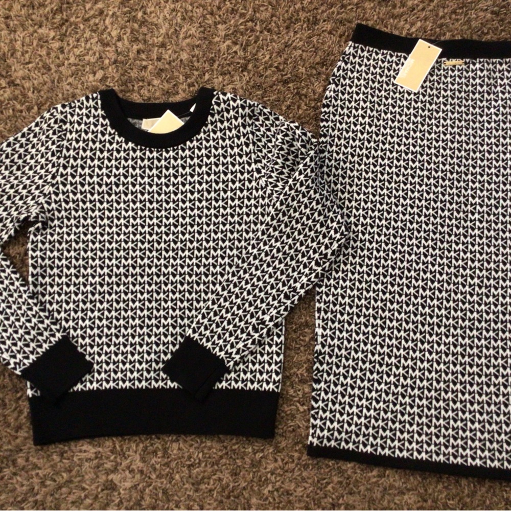 Micheal Kors  2 PCs outfit